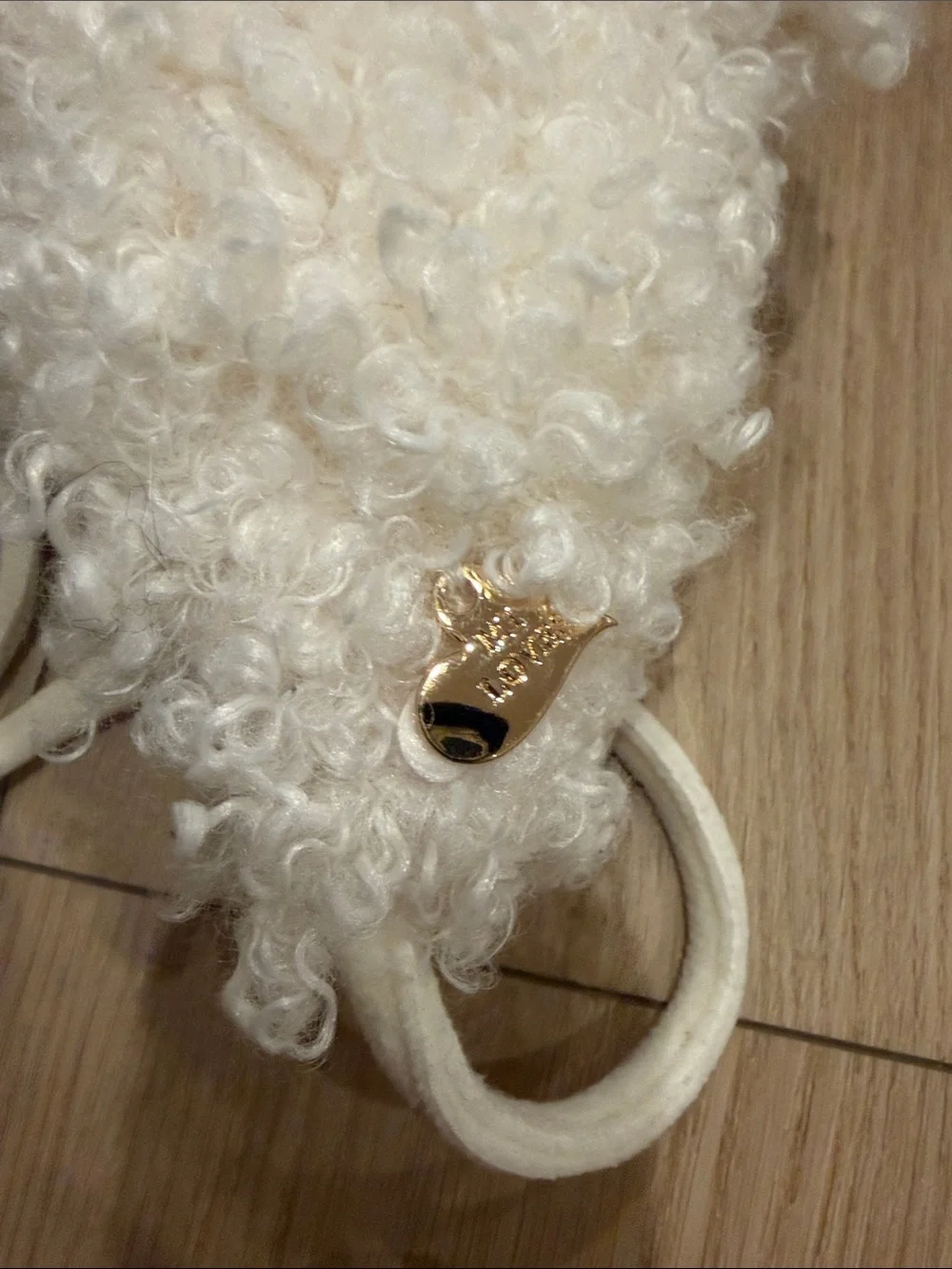MI LOVES SIGNATURE Faux fur shearling Bear hat